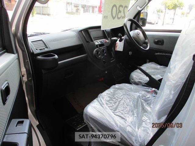 Toyota TOWNACE VAN 2025-08 1247086-5