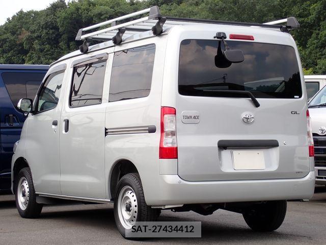 Toyota TOWNACE VAN 2023-12 1304867-3