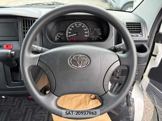 Toyota TOWNACE VAN 2025-09 1315704-13