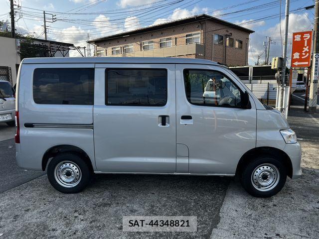 Toyota TOWNACE VAN 2025-08 1417499-2