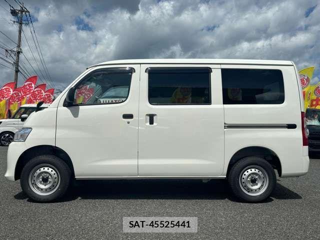 Toyota TOWNACE VAN 2025-10 1496497-4
