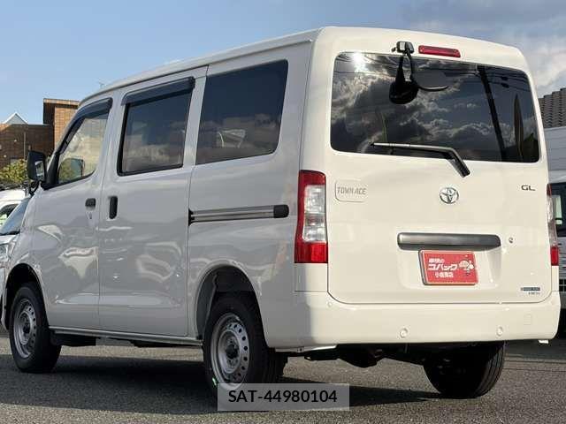 Toyota TOWNACE VAN 2025-11 2355119-7