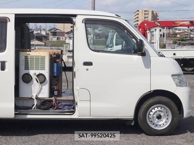 Toyota TOWNACE VAN 2018-07 4332294-9