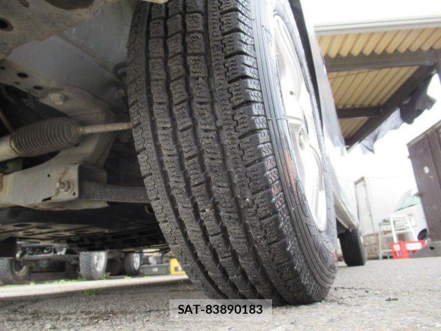 Toyota TOWNACE VAN 2011-09 6691317-18