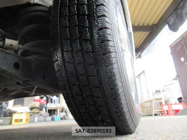 Toyota TOWNACE VAN 2011-09 6691317-19