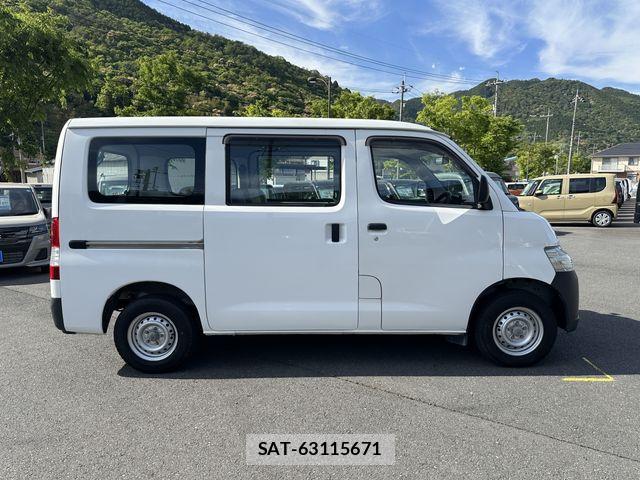 Toyota TOWNACE VAN 2015-10 6717560-3