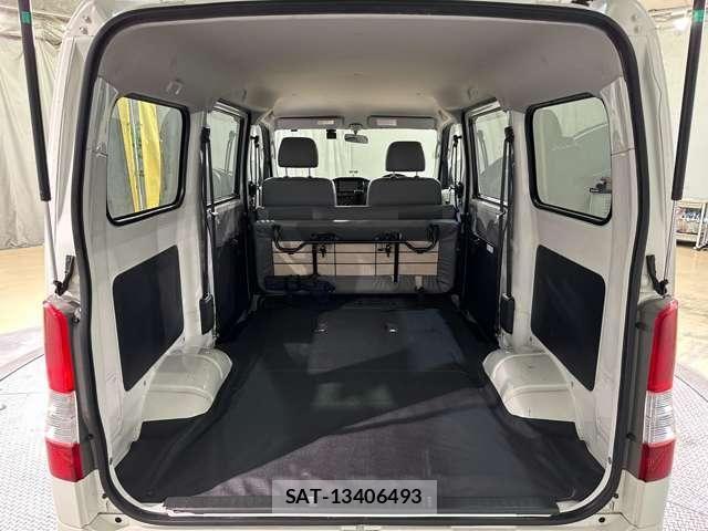 Toyota TOWNACE VAN 2018-04 7226181-19