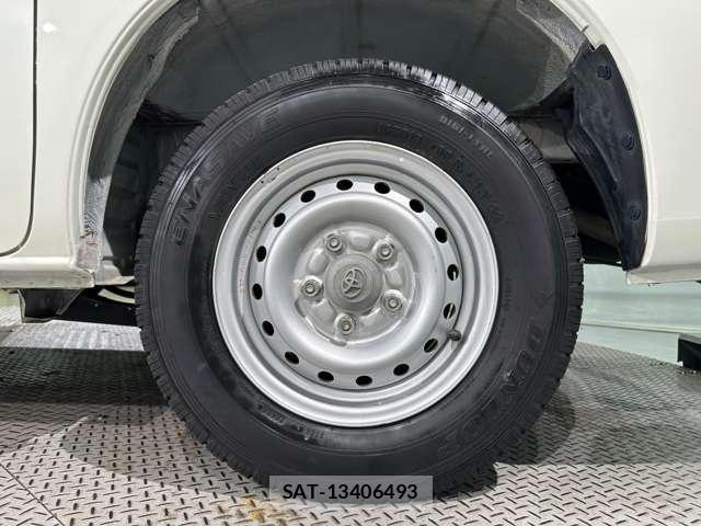 Toyota TOWNACE VAN 2018-04 7226181-26