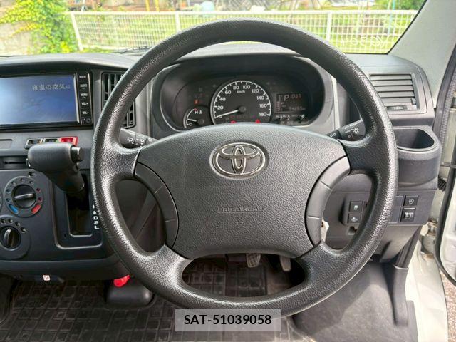 Toyota TOWNACE VAN 2022-06 7458437-16