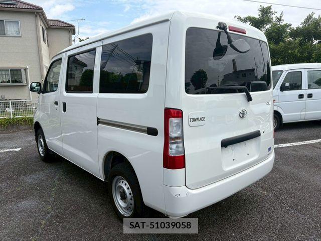 Toyota TOWNACE VAN 2022-06 7458437-4