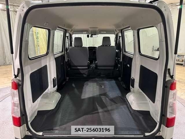 Toyota TOWNACE VAN 2021-05 7981354-17