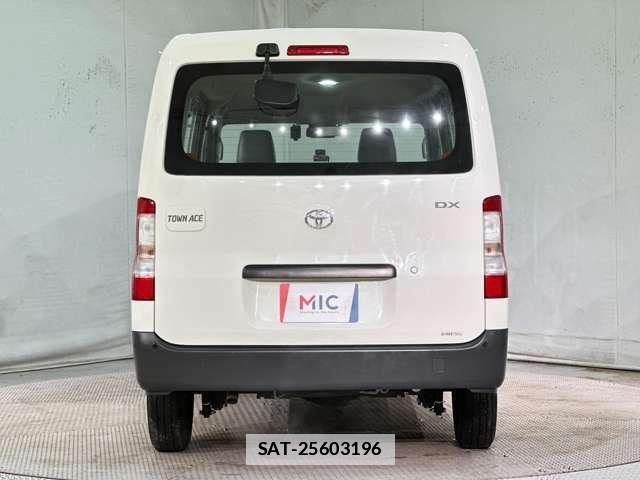 Toyota TOWNACE VAN 2021-05 7981354-5