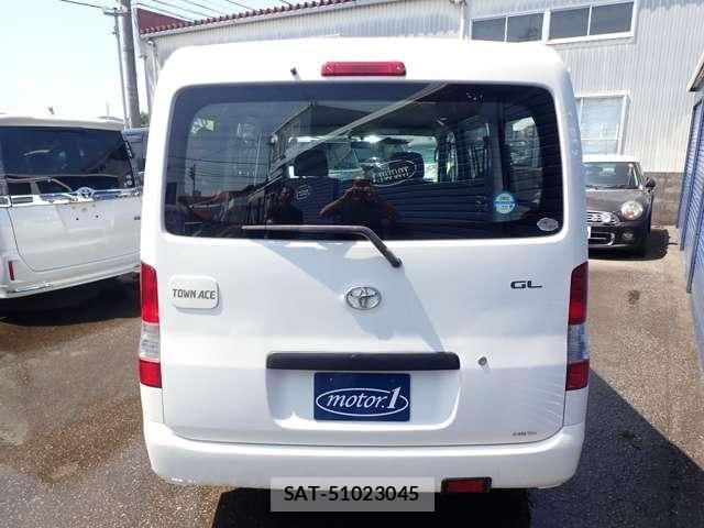 Toyota TOWNACE VAN 2018-12 8102314-6