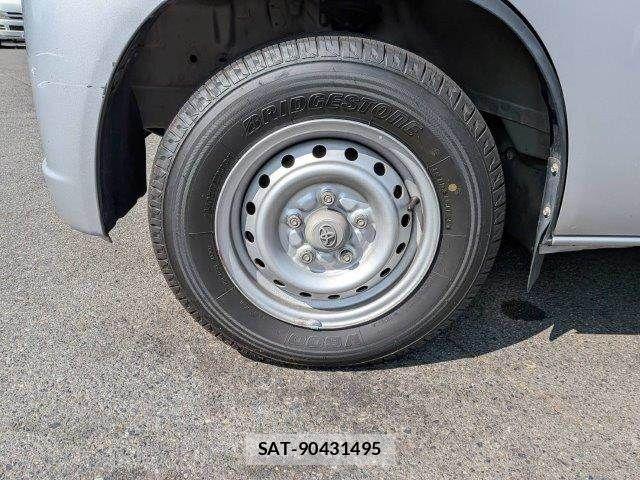 Toyota TOWNACE VAN 2015-11 8132703-24
