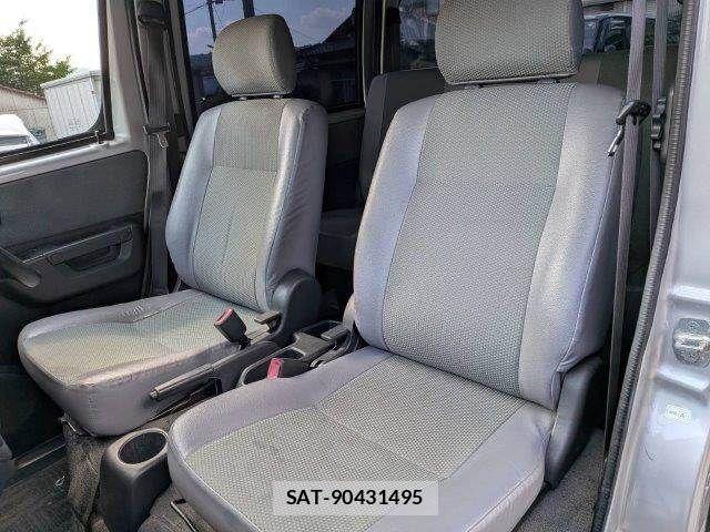 Toyota TOWNACE VAN 2015-11 8132703-27
