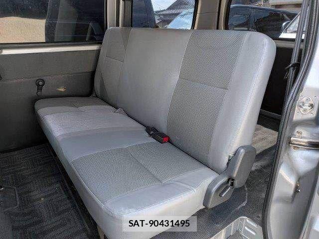 Toyota TOWNACE VAN 2015-11 8132703-28