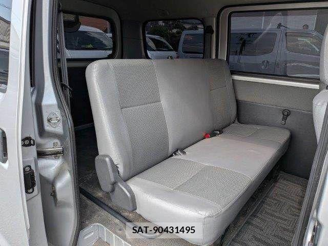 Toyota TOWNACE VAN 2015-11 8132703-6