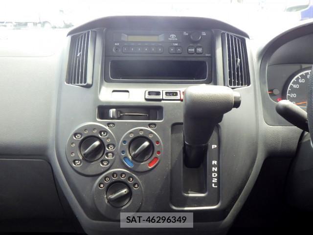 Toyota TOWNACE VAN 2019-02 8232170-20