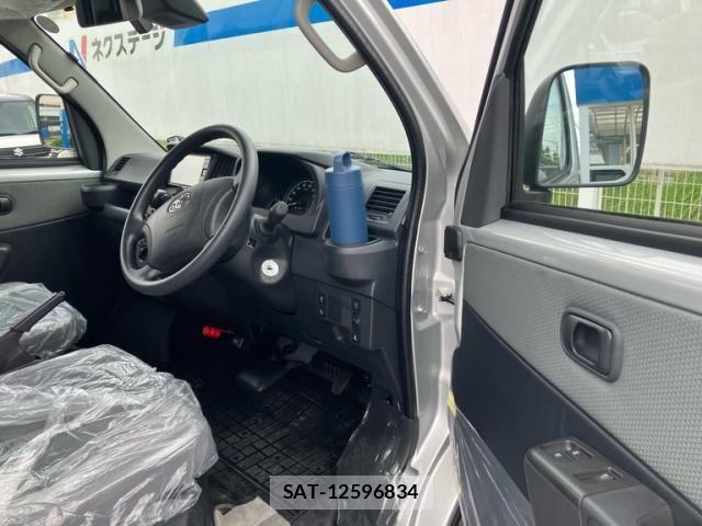 Toyota TOWNACE VAN 2026-02 8232171-10