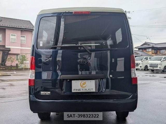 Toyota TOWNACE VAN 2018-03 8246955-17