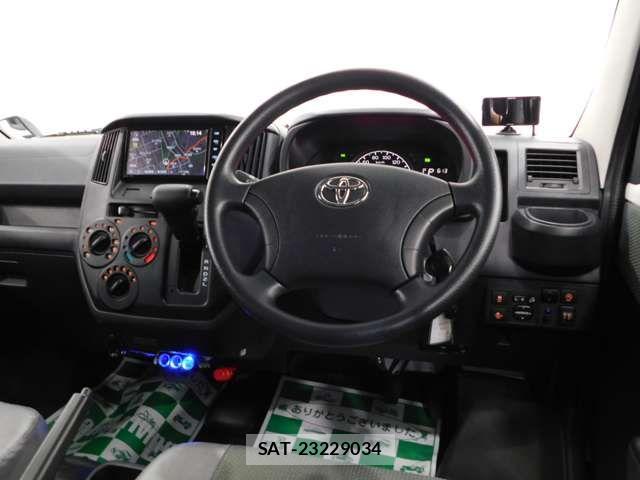 Toyota TOWNACE VAN 2022-01 8317678-16