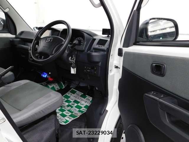 Toyota TOWNACE VAN 2022-01 8317678-17