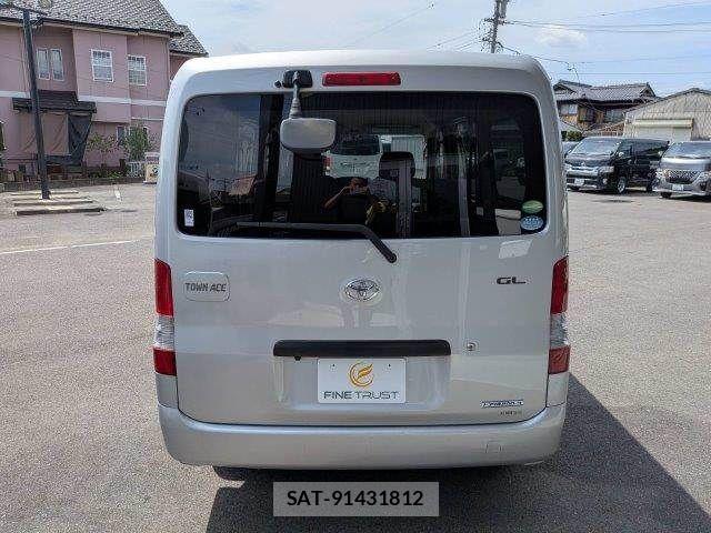 Toyota TOWNACE VAN 2018-11 8317687-16