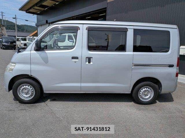 Toyota TOWNACE VAN 2018-11 8317687-18