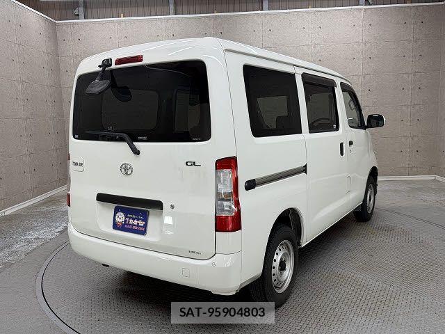 Toyota TOWNACE VAN 2021-07 8317680-3