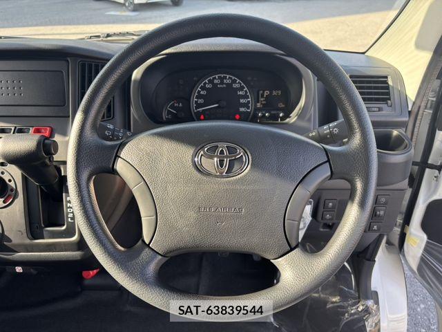 Toyota TOWNACE VAN 2025-12 8338225-2