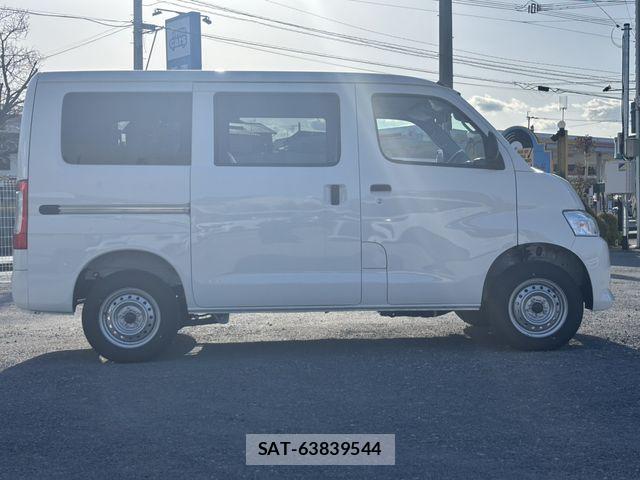 Toyota TOWNACE VAN 2025-12 8338225-7