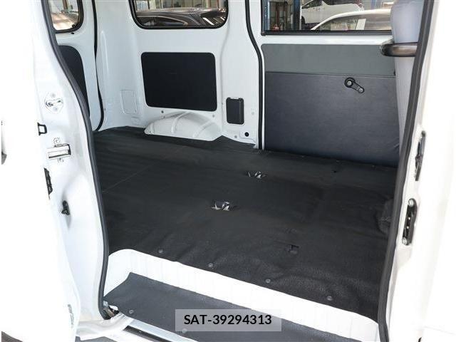 Toyota TOWNACE VAN 2024-10 8338227-10
