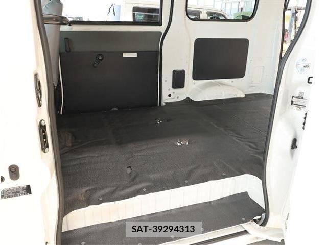 Toyota TOWNACE VAN 2024-10 8338227-12