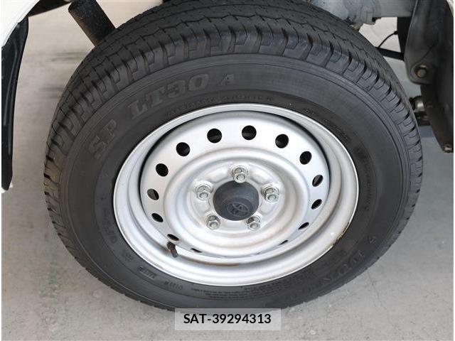 Toyota TOWNACE VAN 2024-10 8338227-5