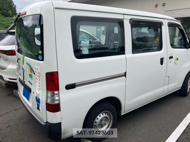 Toyota TOWNACE VAN 2016-11 8338230-5