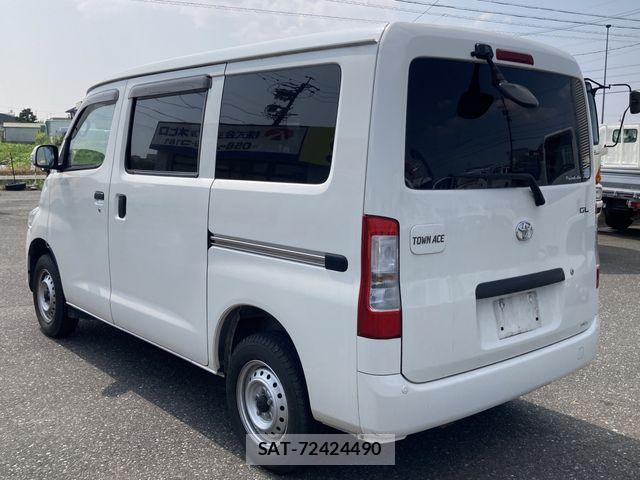 Toyota TOWNACE VAN 2021-06 8355790-3
