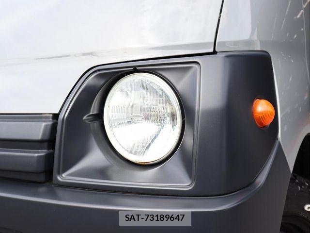 Toyota TOWNACE VAN 2017-01 8369438-3