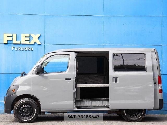 Toyota TOWNACE VAN 2017-01 8369438-6