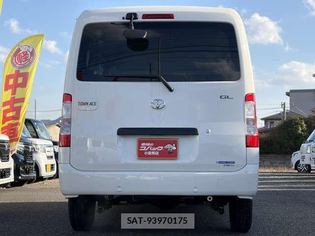 Toyota TOWNACE VAN 2026-07 8369439-6