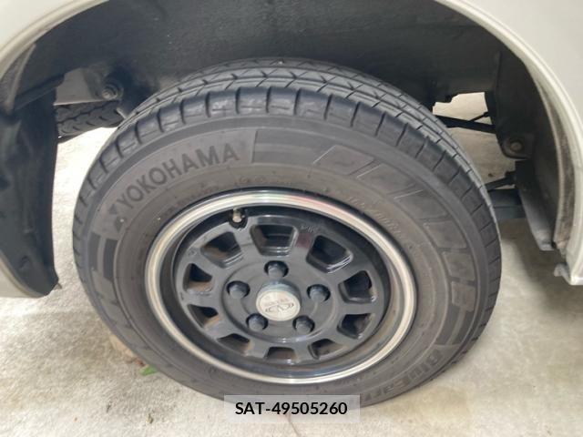 Toyota TOWNACE VAN 2013-12 8415503-10