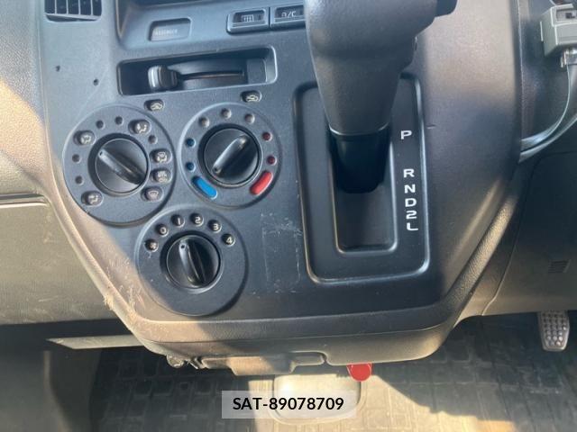 Toyota TOWNACE VAN 2012-07 8527814-16