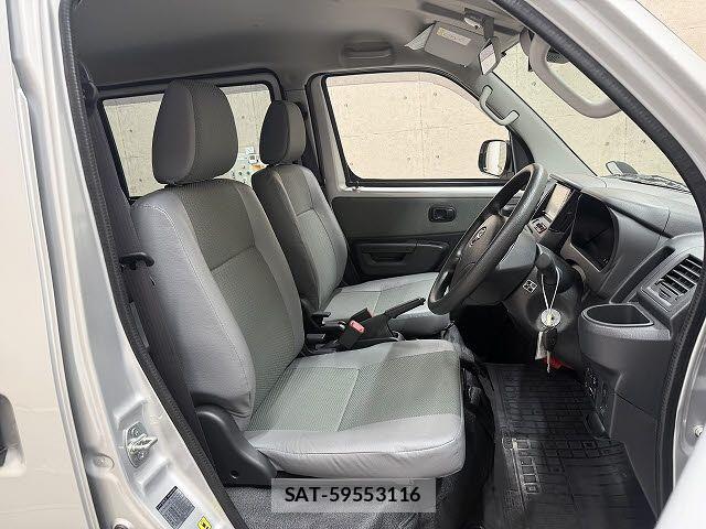 Toyota TOWNACE VAN 2022-09 8629386-7
