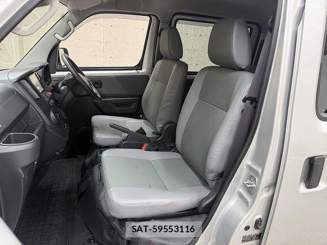Toyota TOWNACE VAN 2022-09 8629386-8