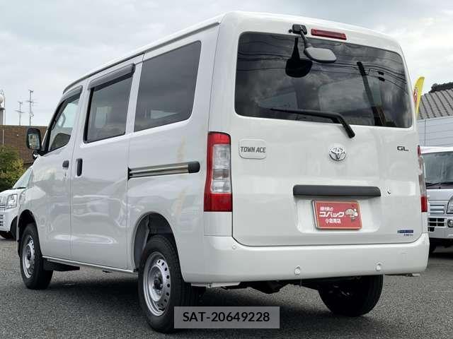 Toyota TOWNACE VAN 2026-08 8662018-7