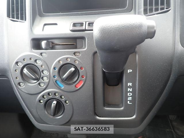 Toyota TOWNACE VAN 2016-07 8667036-11