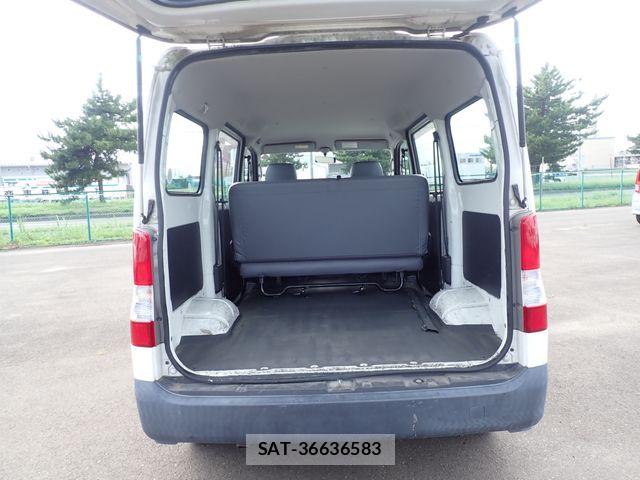 Toyota TOWNACE VAN 2016-07 8667036-17