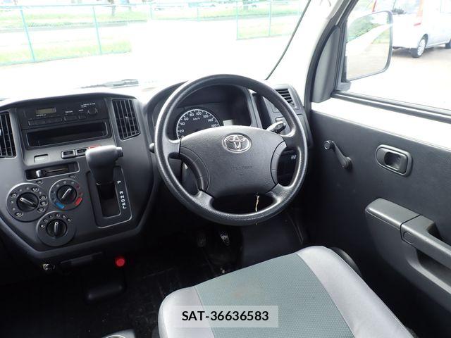 Toyota TOWNACE VAN 2016-07 8667036-7