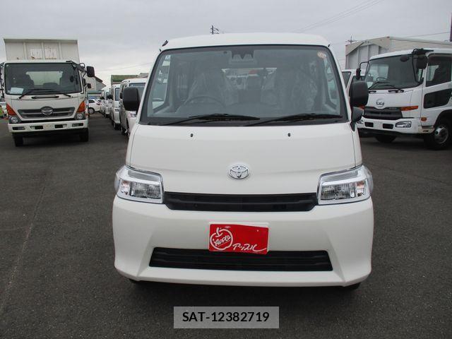 Toyota TOWNACE VAN 2025-09 8746382-2