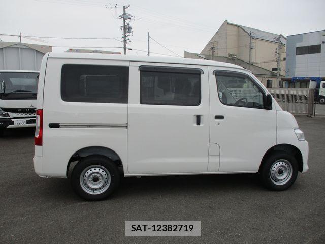 Toyota TOWNACE VAN 2025-09 8746382-5