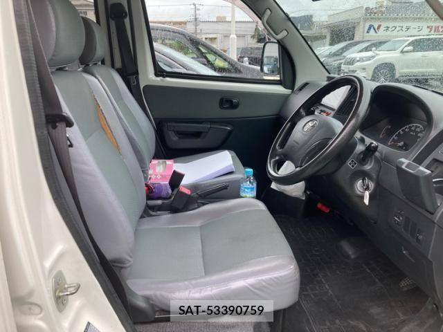 Toyota TOWNACE VAN 2016-10 8782372-9